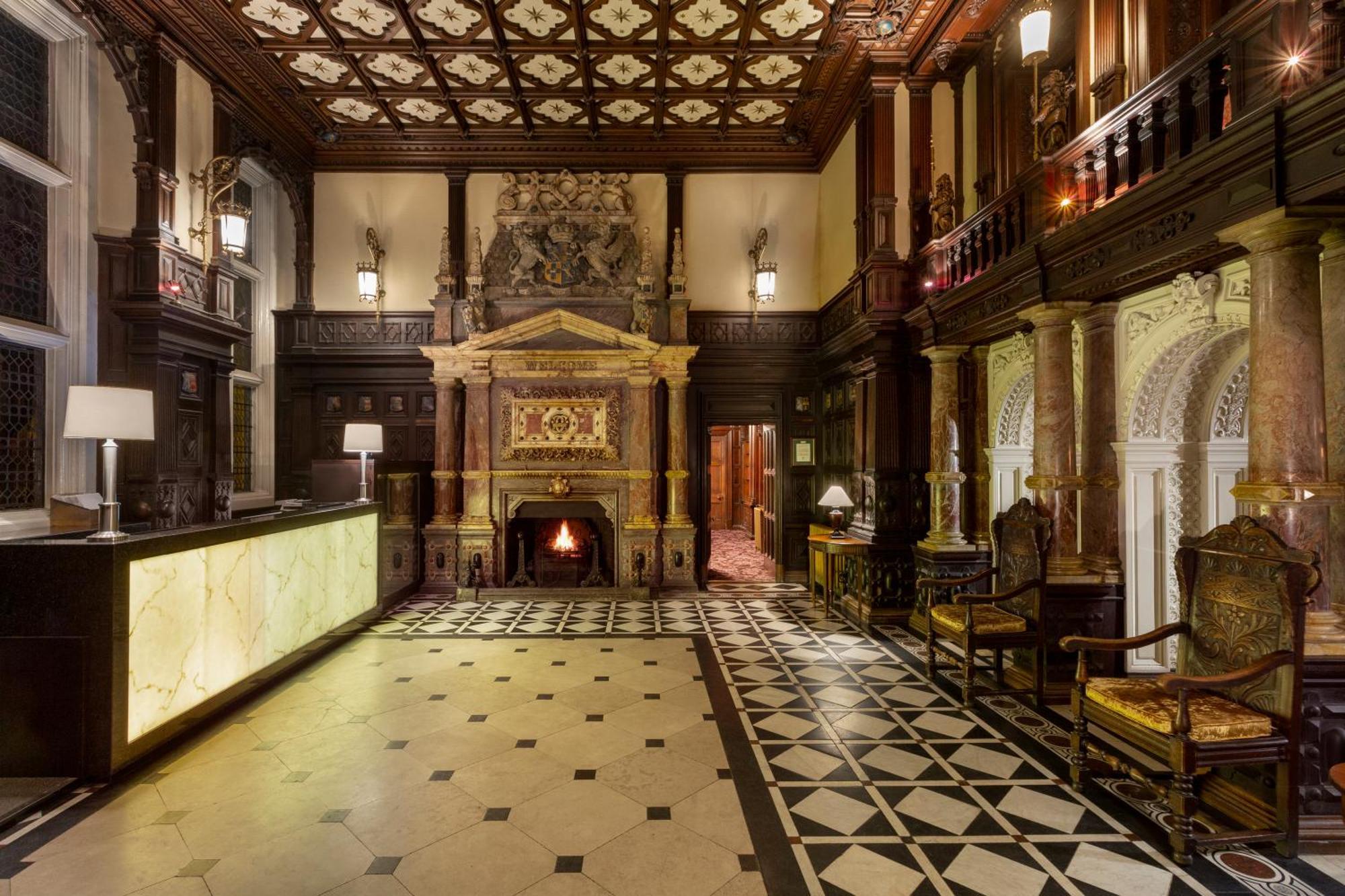 Crewe Hall Hotel & Spa - Cheshire Eksteriør billede